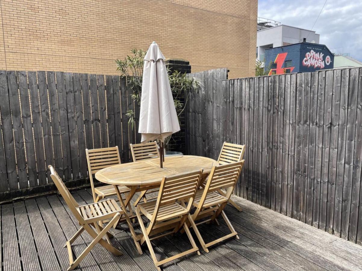 Central London Charming Camden Split Level Home Exterior foto